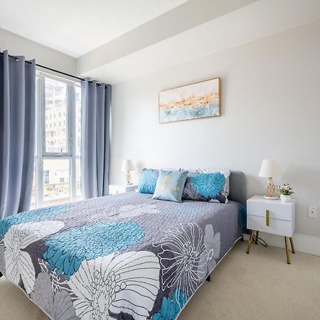 Beautiful Condos In The Heart Of Downtown By Globalstay Toronto Exterior foto